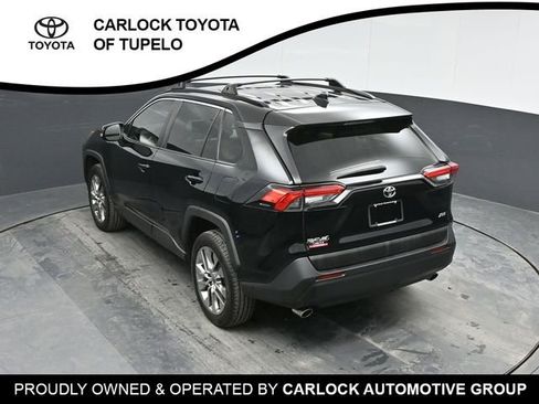 Used 2021 Toyota RAV4 XLE Premium image 38