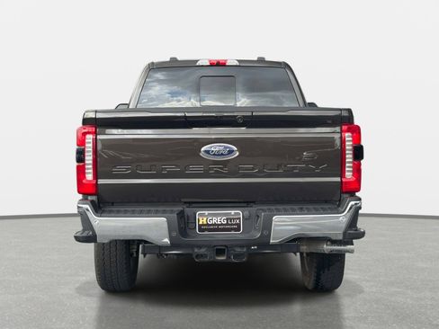 Used 2025 Ford F250 Lariat w/ Chrome Package AWD/4WD image 4