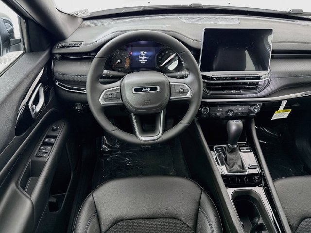 New 2026 Jeep Compass Latitude AWD/4WD image 20