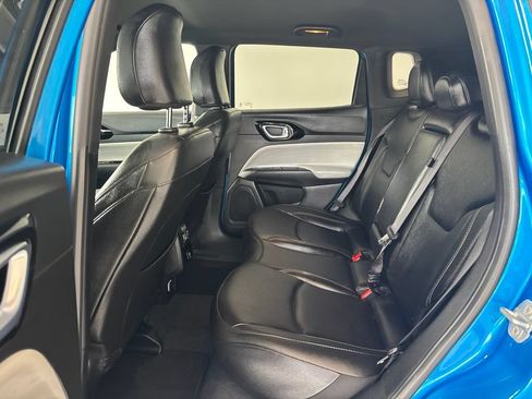 Used 2025 Jeep Compass Limited AWD/4WD image 16