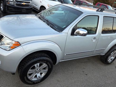 Used 2012 Nissan Pathfinder Silver image 5