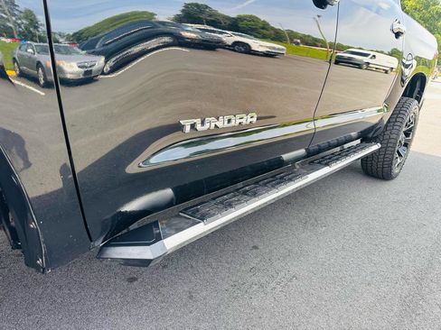 Used 2015 Toyota Tundra Limited w/ Limited Premium Package RWD image 13