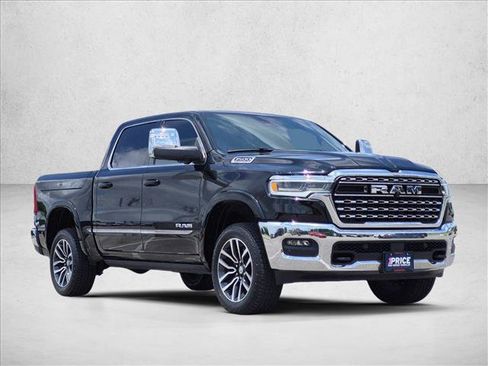 Used 2025 RAM 1500 Limited w/ Off Road Group AWD/4WD image 3