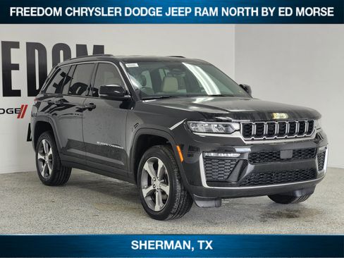 New 2026 Jeep Grand Cherokee Limited AWD/4WD image 2