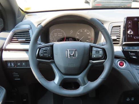 Used 2026 Honda Odyssey Sport-L image 20