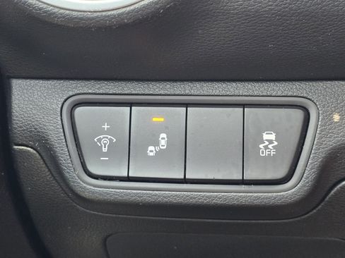Used 2024 Kia Forte LXS w/ LXS Technology Package FWD image 22