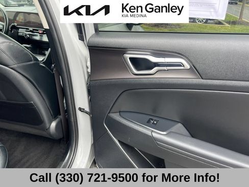 Certified 2026 Kia Sportage EX FWD image 57