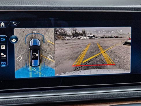 New 2026 Mercedes-Benz GLS 580 4MATIC image 14