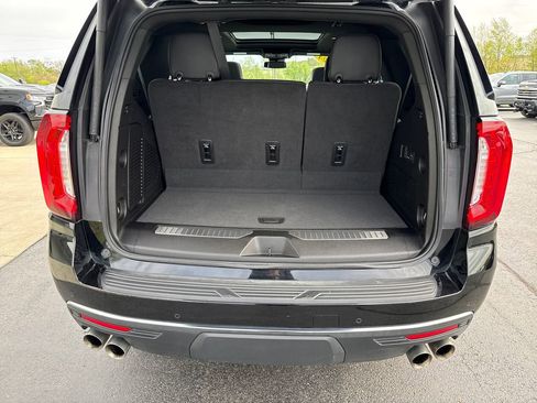 Certified 2024 GMC Yukon AT4 w/ Technology Package AWD/4WD image 31