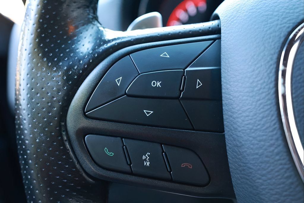 Used 2023 Dodge Durango GT RWD image 33