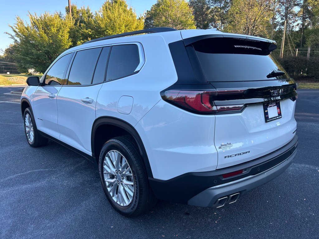 Used 2024 GMC Acadia Elevation FWD image 18