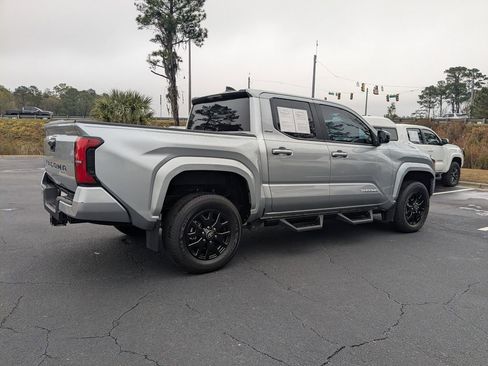Used 2024 Toyota Tacoma SR5 image 4