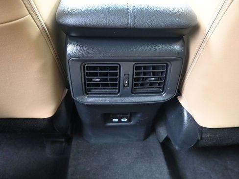 Used 2023 Toyota RAV4 Limited AWD/4WD image 30