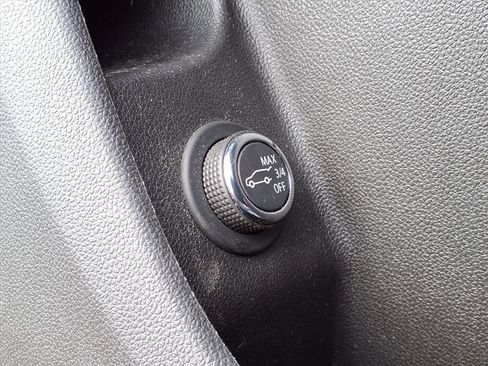 Used 2020 Cadillac XT4 Sport image 24