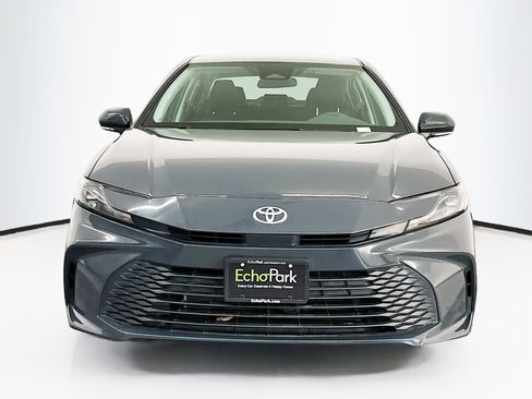 Used 2025 Toyota Camry LE image 2