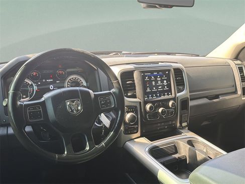 Used 2018 RAM 1500 Big Horn image 44