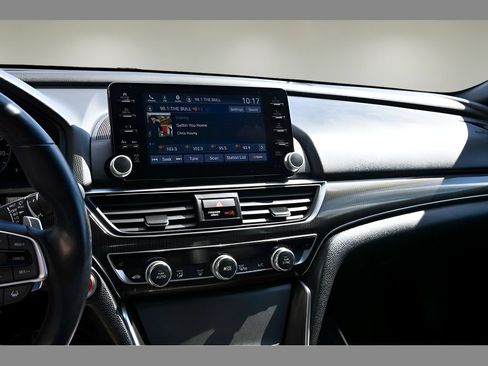 Used 2021 Honda Accord Sport image 20