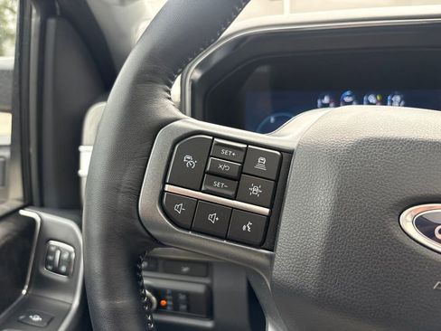 Used 2024 Ford F250 Lariat w/ Lariat Ultimate Package AWD/4WD image 24