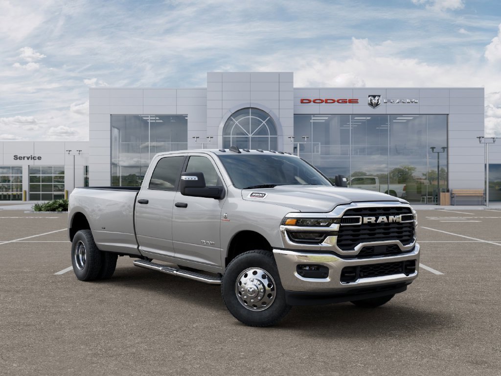 New 2027 RAM 3500 Big Horn AWD/4WD image 5