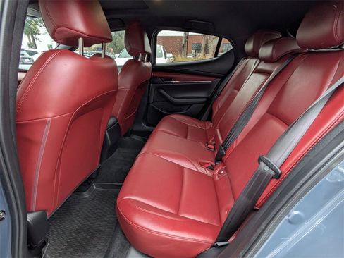 Used 2021 MAZDA MAZDA3 s image 14