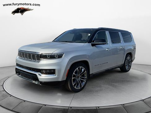 Used 2025 Jeep Grand Wagoneer L Series III image 7