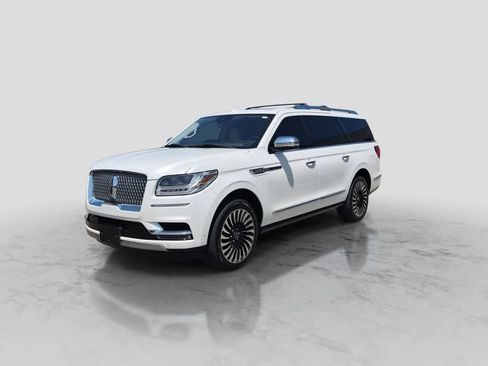 Used 2018 Lincoln Navigator L Black Label AWD/4WD image 4