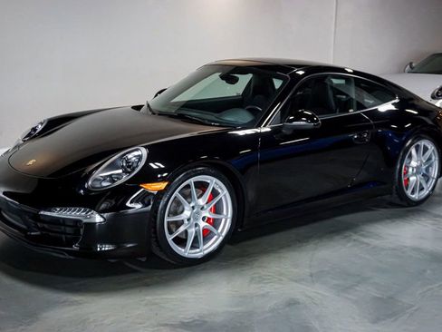 Used 2012 Porsche 911 Carrera S image 5