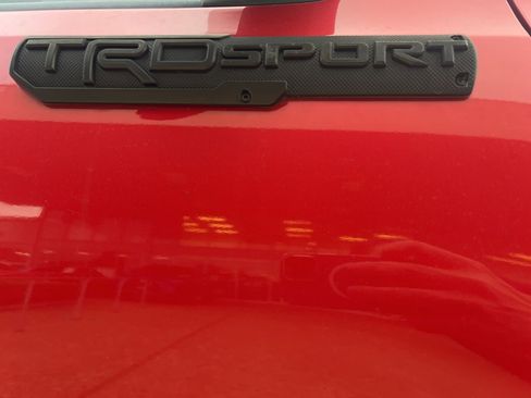 Used 2022 Toyota Tacoma TRD Sport w/ TRD Premium Sport Package image 10