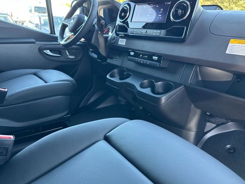 New 2025 Mercedes-Benz Sprinter 3500 image 16