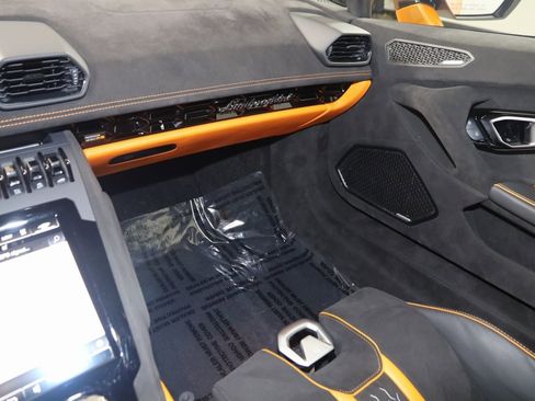 Used 2023 Lamborghini Huracan Tecnica image 47