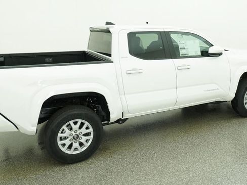 New 2026 Toyota Tacoma SR5 RWD image 10
