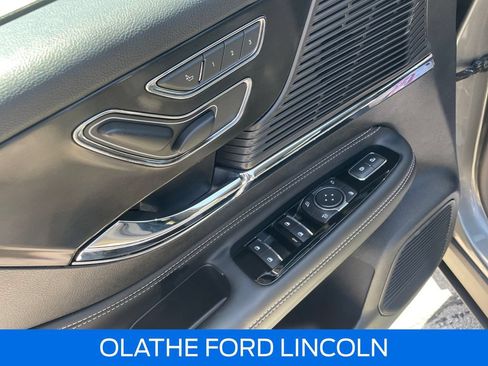 Certified 2022 Lincoln Corsair AWD w/ Equipment Group 101A image 14