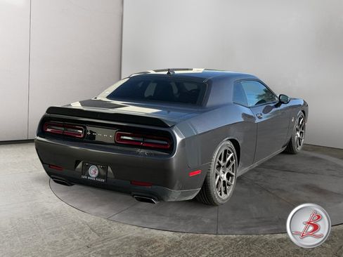 Used 2018 Dodge Challenger R/T Scat Pack w/ Leather Interior Group RWD image 7