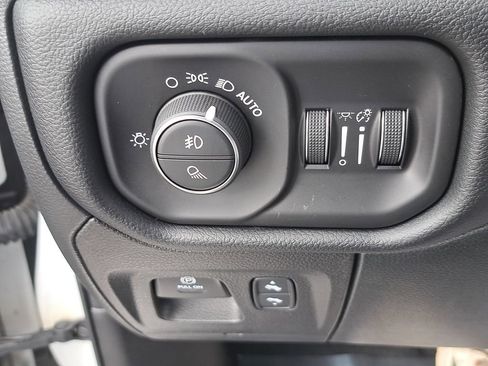 Certified 2022 RAM 1500 Laramie w/ Sport Appearance Package AWD/4WD image 26