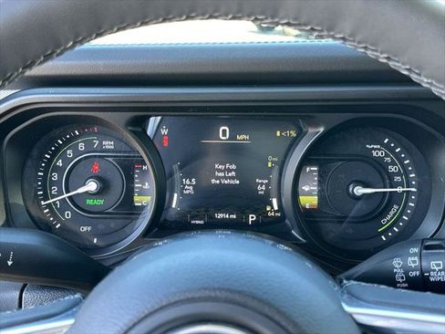 Certified 2025 Jeep Wrangler Unlimited Sahara AWD/4WD image 13