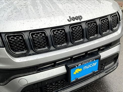 Used 2023 Jeep Compass Altitude image 31