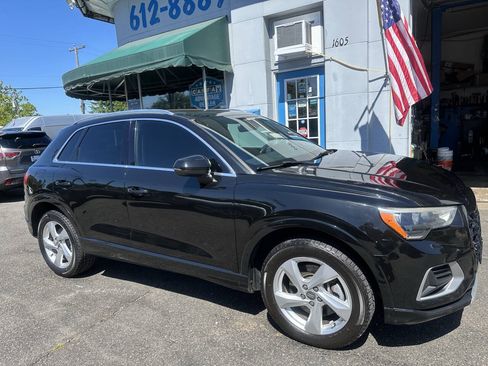 Used 2020 Audi Q3 2.0T Premium AWD/4WD image 3