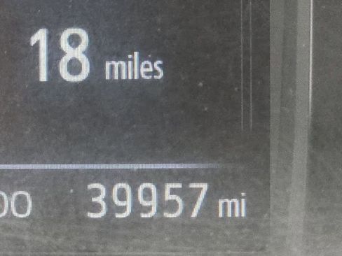 Used 2023 Toyota Tacoma SR image 23