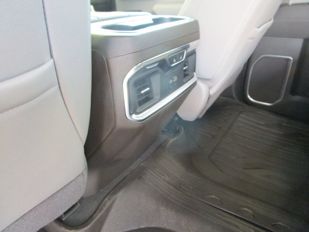 Used 2026 GMC Sierra 1500 SLT w/ SLT Premium Plus Package AWD/4WD image 27