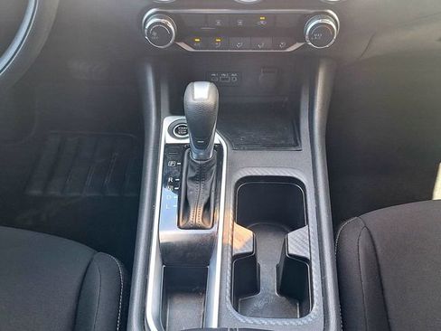 Certified 2023 Nissan Sentra SV FWD image 20