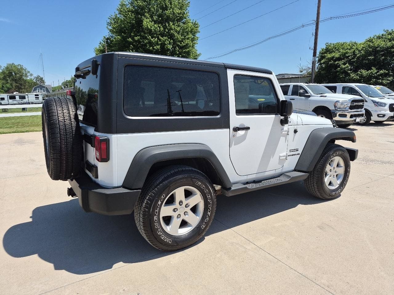 Used 2014 Jeep Wrangler Sport w/ Quick Order Package 24S AWD/4WD image 6