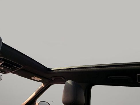 Used 2016 Land Rover Range Rover Sport SE image 55