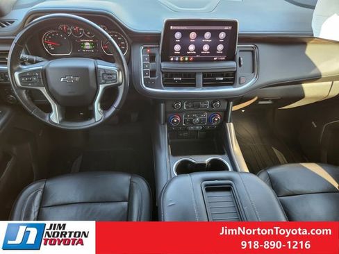Used 2021 Chevrolet Suburban Z71 image 27