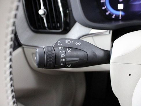 New 2025 Volvo XC60 T8 Ultra w/ Protection Package Premier image 21