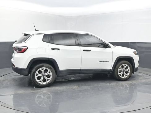 Used 2025 Jeep Compass Sport AWD/4WD image 7