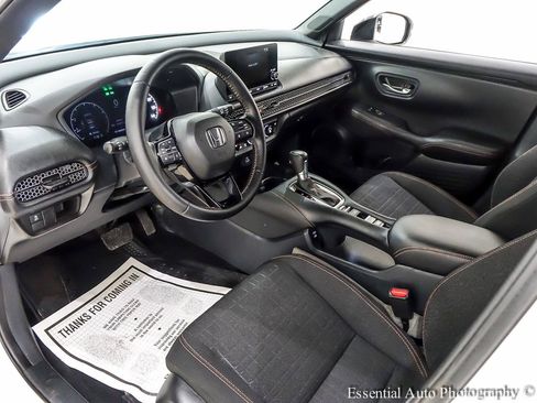 Used 2025 Honda HR-V Sport image 14