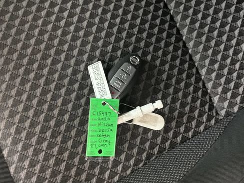 Used 2020 Nissan Versa S FWD image 28