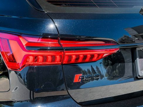 Used 2021 Audi RS 6 AWD/4WD image 12