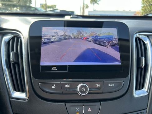 Certified 2024 Chevrolet Malibu LT image 24