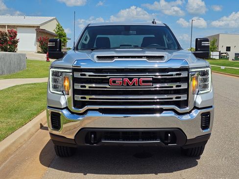 Used 2023 GMC Sierra 2500 SLE image 16